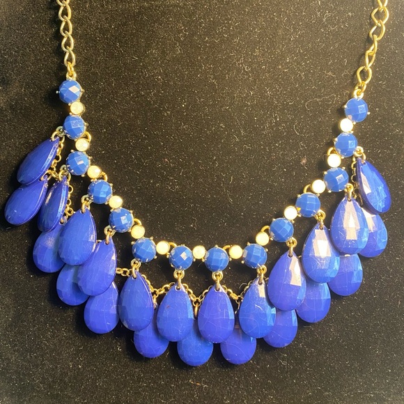 Jewelry - Beautiful acrylic, blue statement piece necklace.